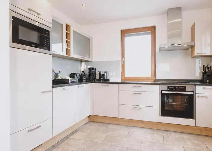 木屋 Badia By We Rent, Summercard Included